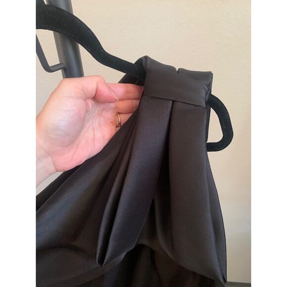 Betsy & Adam-Off Shoulder-Formal Evening Gown-Satin Finish-Black-NWT-Women's 12 - Picture 6 of 10